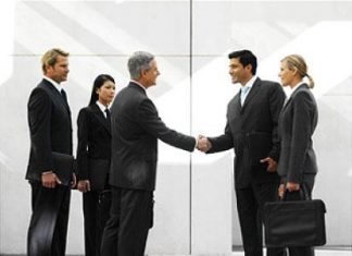 Ngân hàng bắt đầu tung vốn giá rẻ