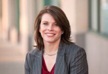 Nếu bạn làm việc “quần quật” mà vẫn bị sếp mắng, hãy học cách mà một nhân viên Google đã vượt qua và trở thành quản lý