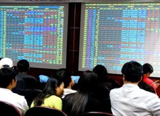 Thanh khoản tăng vọt trong phiên VN-Index đã vượt 500 điểm